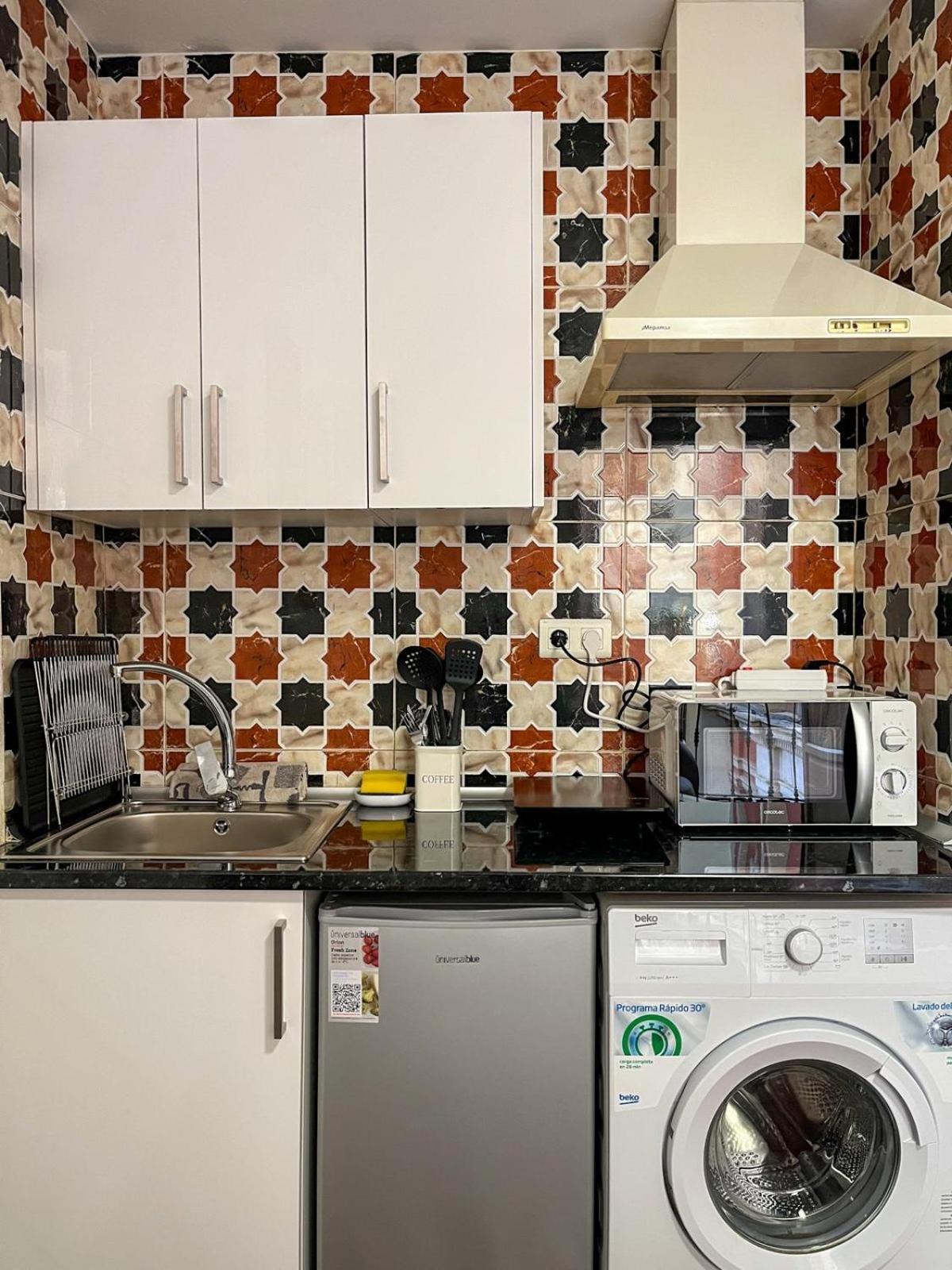 Apartamentos Malaga Centro エクステリア 写真