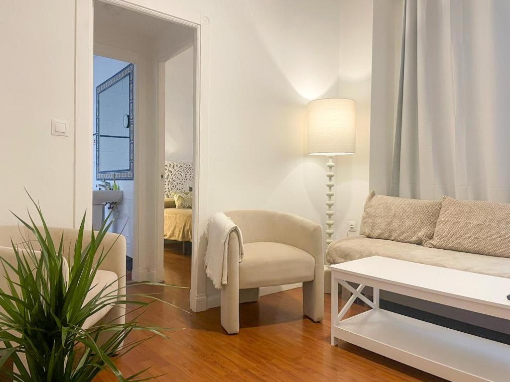 Apartamentos Malaga Centro エクステリア 写真